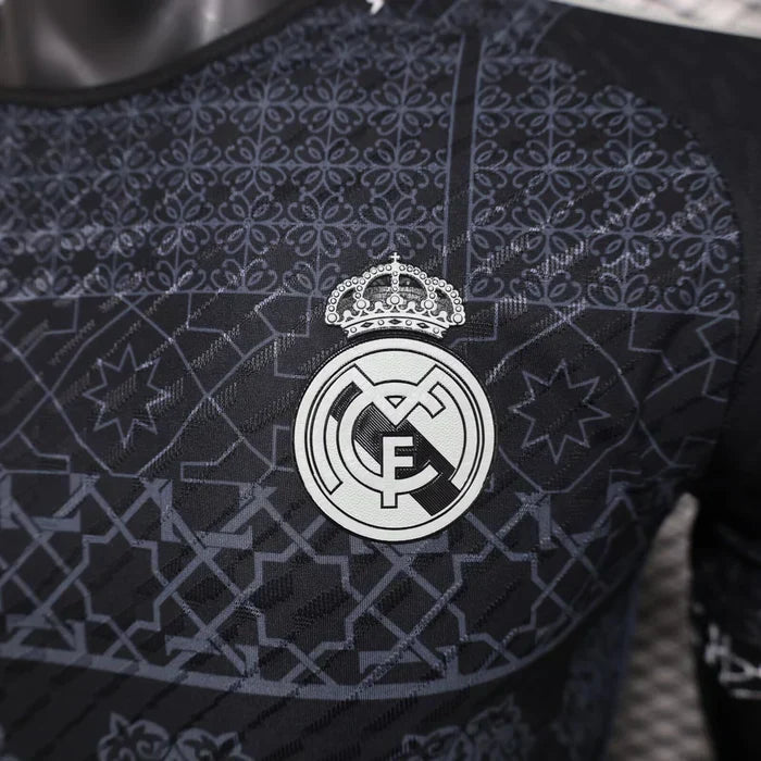 Real Madrid "Mosaic Heritage" Black Edition Edición Especial