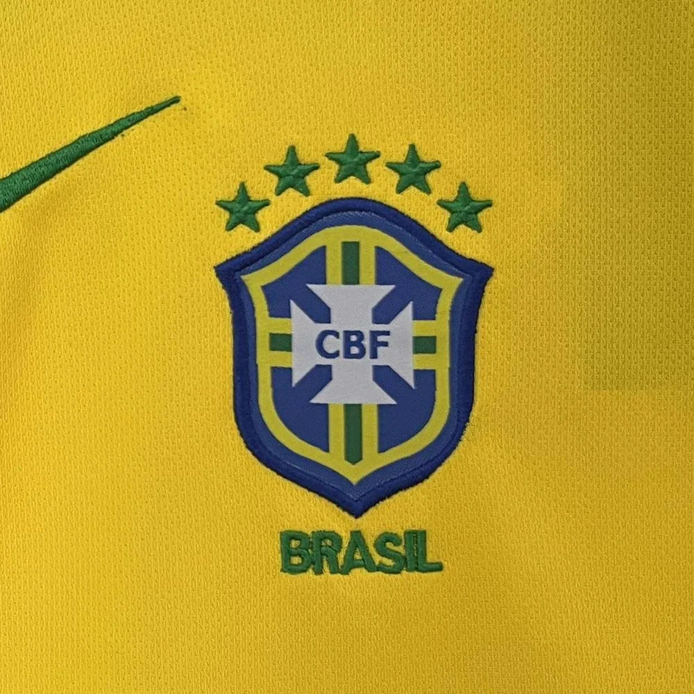 2004 Retro kit Brasil Local Talla Niño
