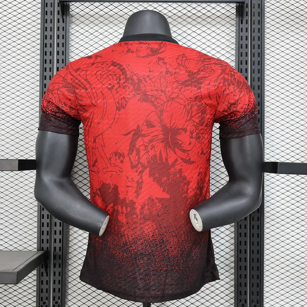 Liverpool "Crowned Eagle" Edición Especial