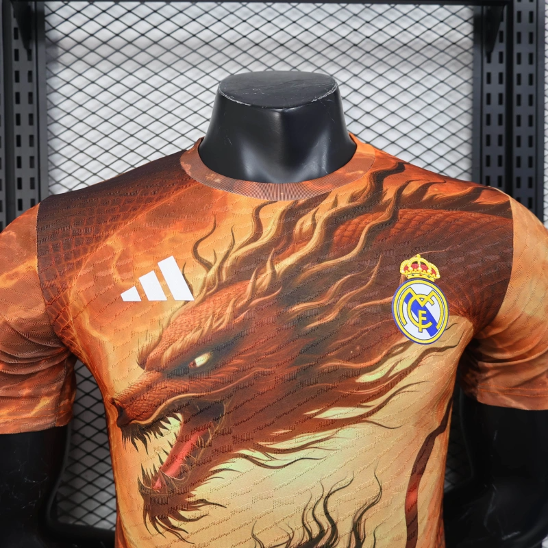 Real Madrid "Thunder Mirage" Edición Especial
