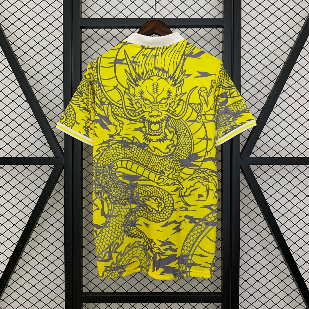 Real Madrid "Dragón Amarillo" Edición Especial