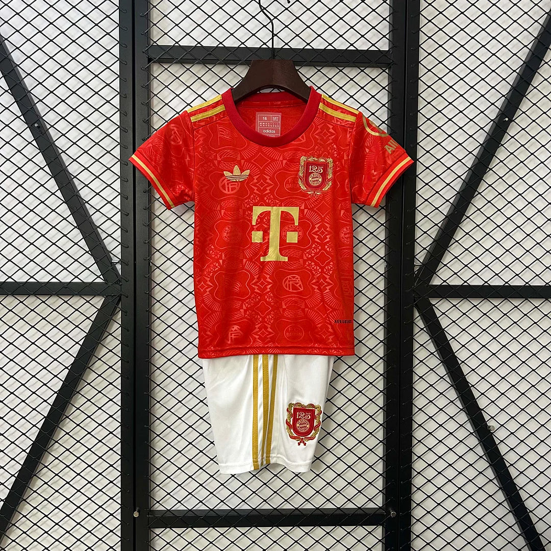 Bayern Munchen 2025/2026 125th Aniversario Edition Red Talla Niño