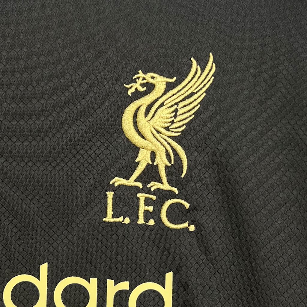 Liverpool "Dark Majesty" Edición Especial