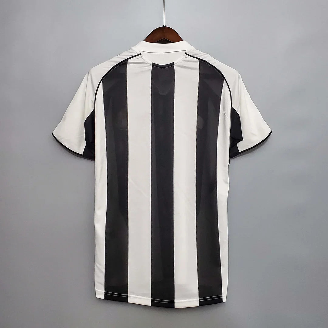 2005-2006 Retro Newcastle United Local