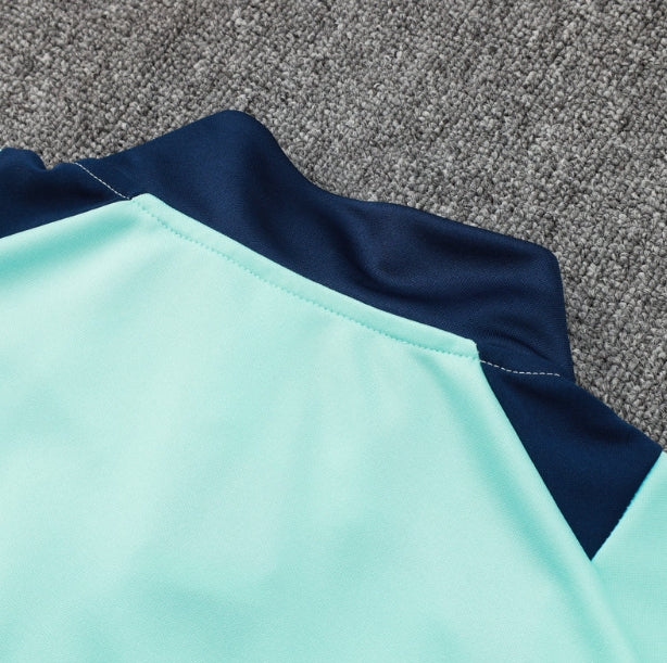 Arsenal Dark Blue and Mint Chándal