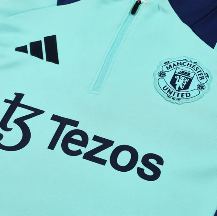 Manchester United Dark Blue and Mint Chándal