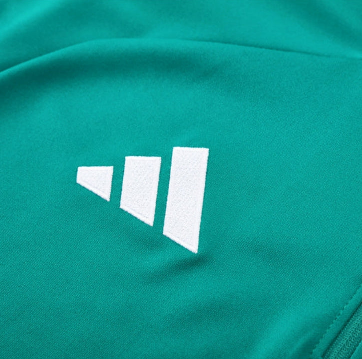 Liverpool “Mint Surge” Chándal