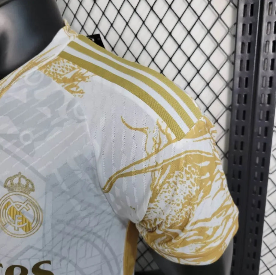 Real Madrid "Golden Dynasty" Edición Especial