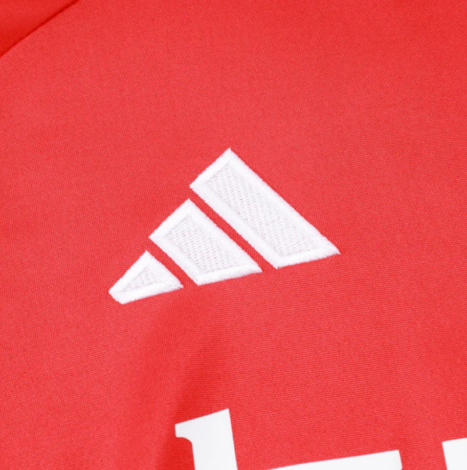 Manchester United Black and Red Chándal II