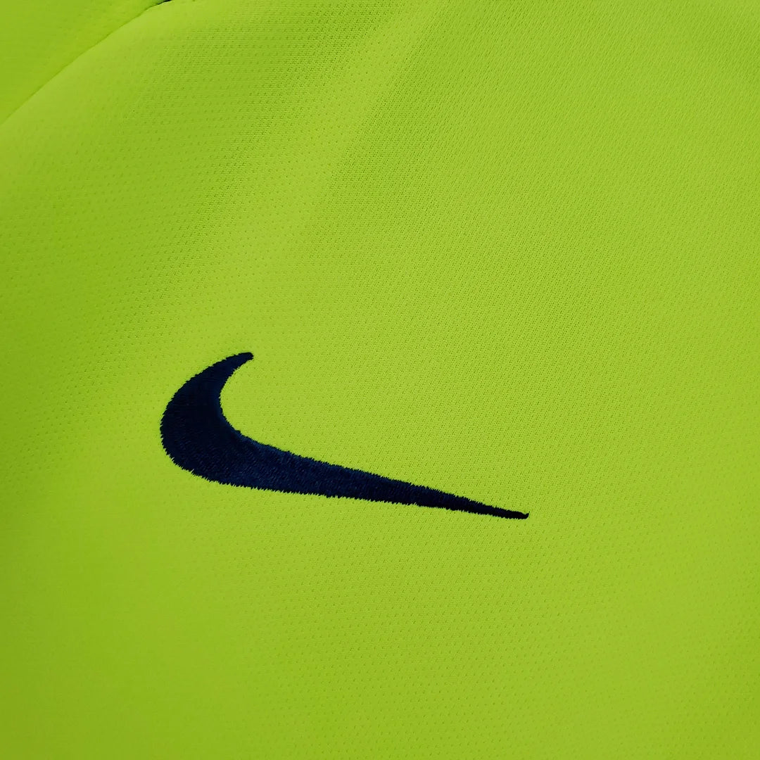 2005-2006 Retro Barcelona Visitante