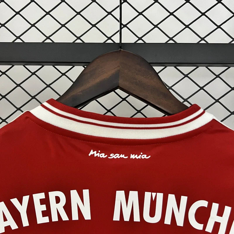 2013-2014 Retro Bayern Munchen Local