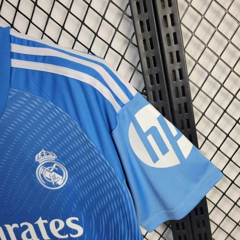 2025/2026 Real Madrid Goalkeeper Kit