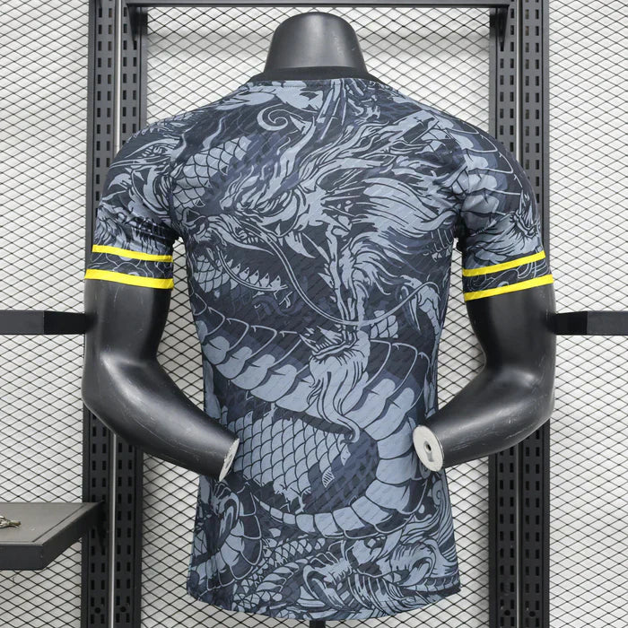 Real Madrid "Silver Fang" Edición Especial
