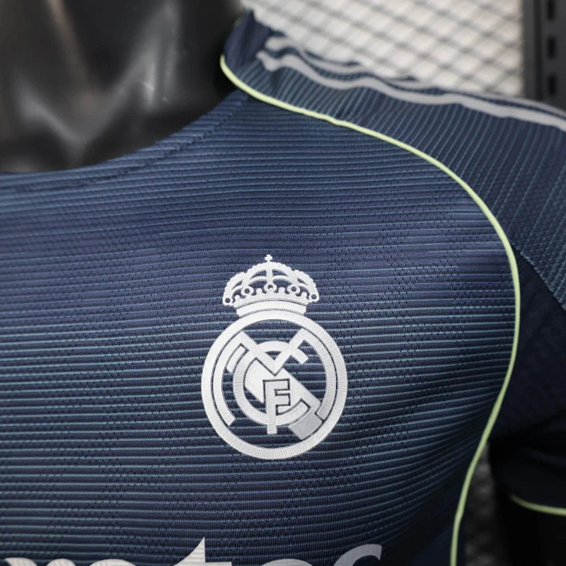 Real Madrid 2025/2026 Visitante Kit