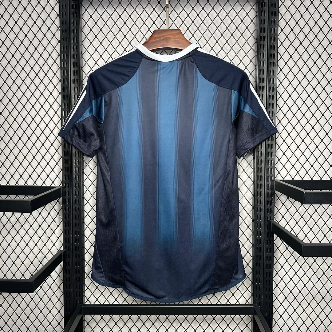 2004-2005 Retro Newcastle United Visitante