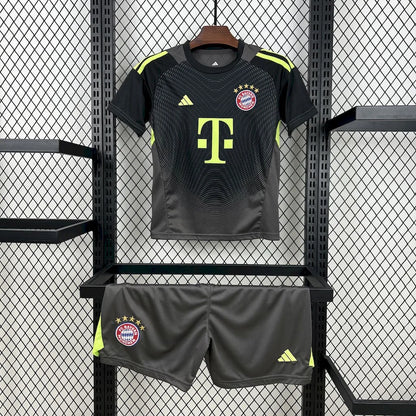 2025/2026 Bayern Munchen Goalkeeper Kit Talla Niño