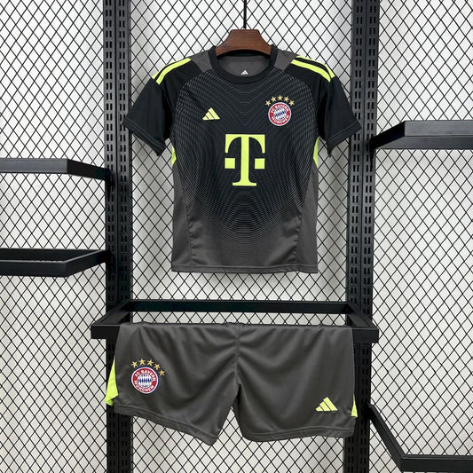 2025/2026 Bayern Munchen Goalkeeper Kit Talla Niño
