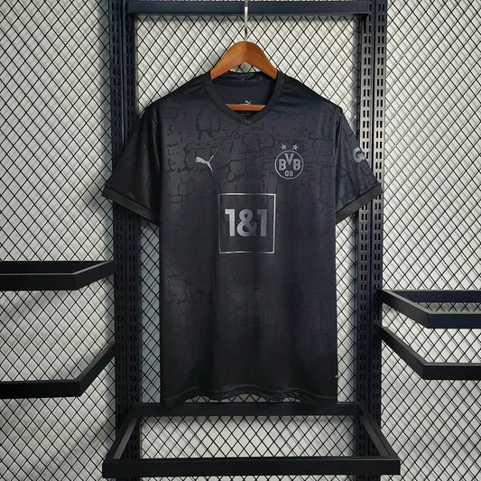 Borussia Dortmund "Blackout" Edición Especial