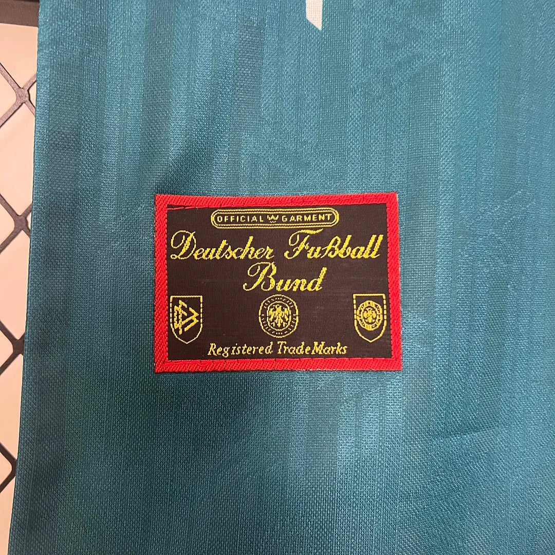 1996 Retro Germany Visitante Talla Niño