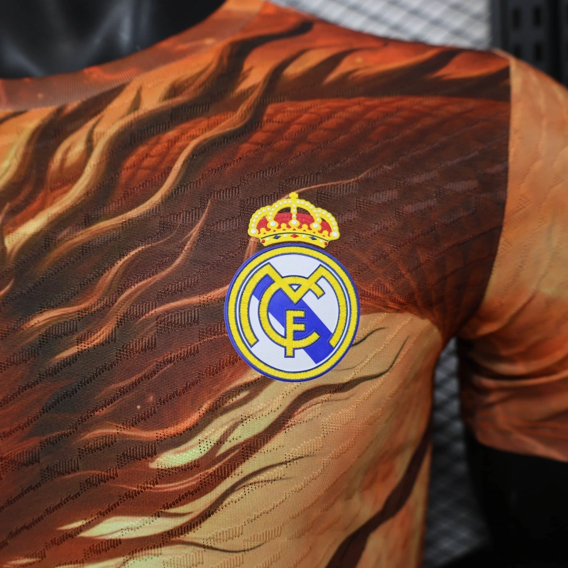 Real Madrid "Thunder Mirage" Edición Especial
