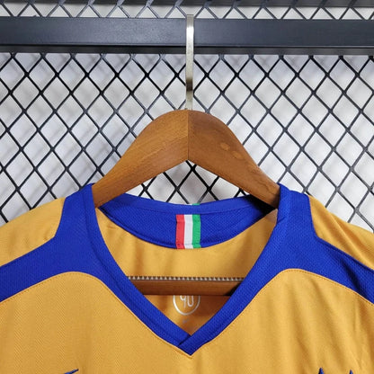 2005-2006 Retro Juventus Alternativa Visitante