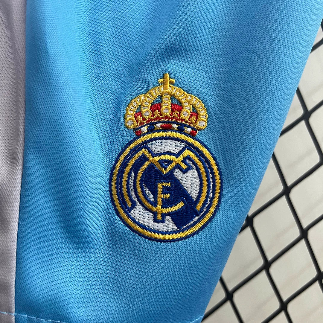 2024/2025 Real Madrid Goalkeeper Kit Talla Niño