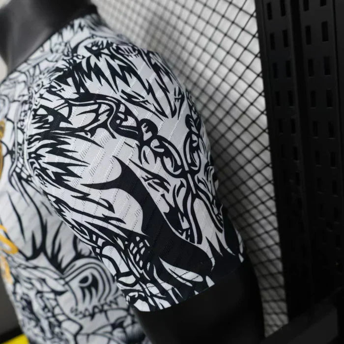 Real Madrid "Dragón Mítico" Edición Especial