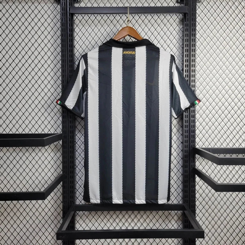 2010-2011 Retro Juventus Local