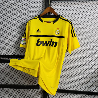 2011/2012 Retro Real Madrid Yellow Goalkeeper Kit
