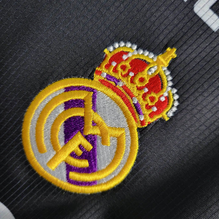 Real Madrid Retro 1997-1998 Alternativa Kit