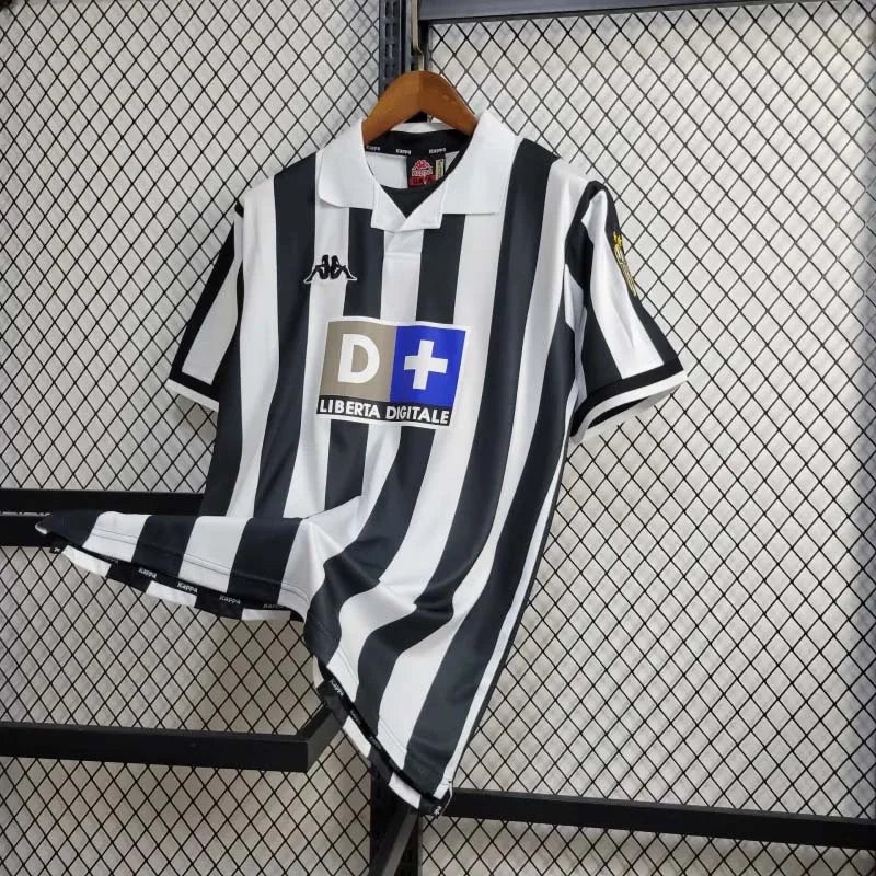 1998-1999 Retro Juventus Local
