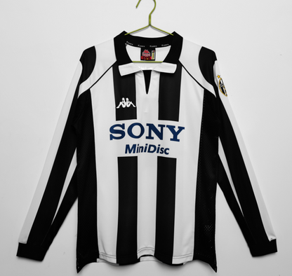 1997-1998 Retro Juventus Local Manga Larga
