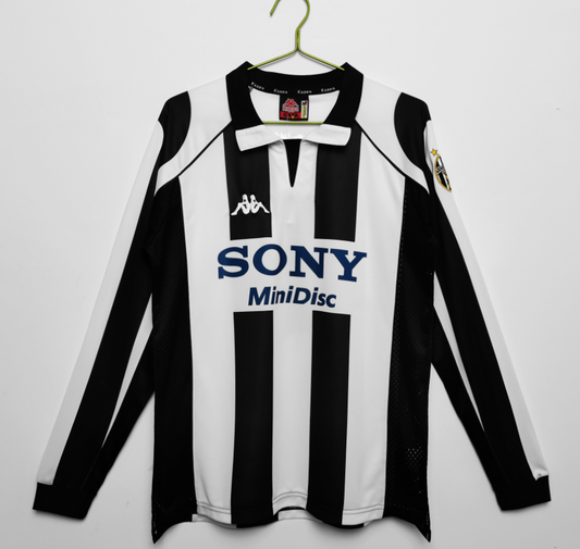 1997-1998 Retro Juventus Local Manga Larga