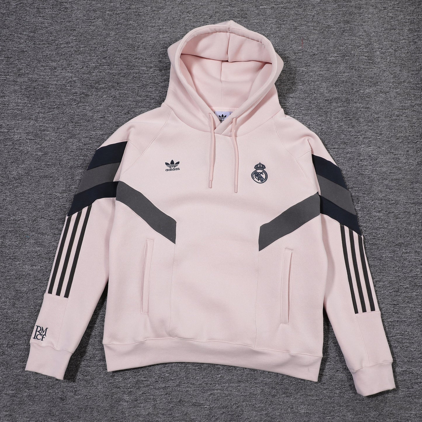 Real Madrid Pink and Grey Chándal