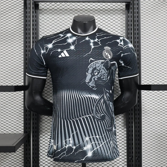 Real Madrid "Black Panther" Edición Especial