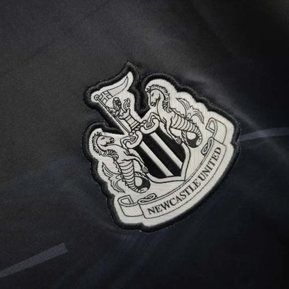 2024-2025 Newcastle United Pre match training Wear