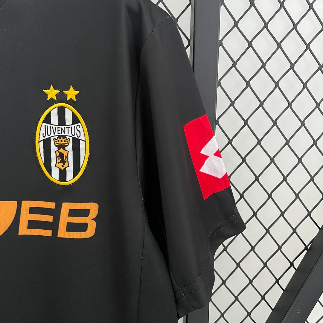 2001-2002 Retro Juventus Visitante