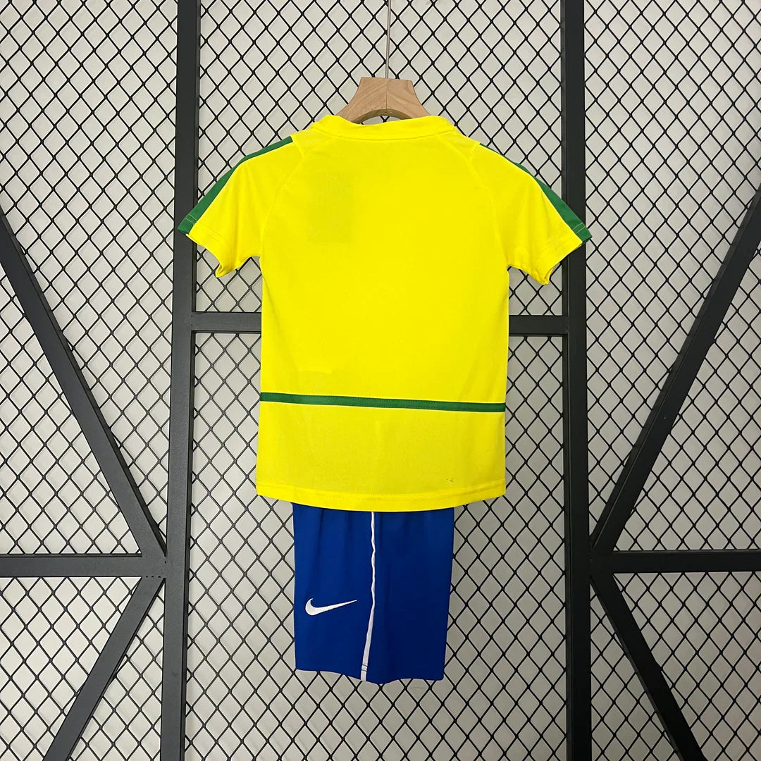 Brasil 2002 Local Talla Niño