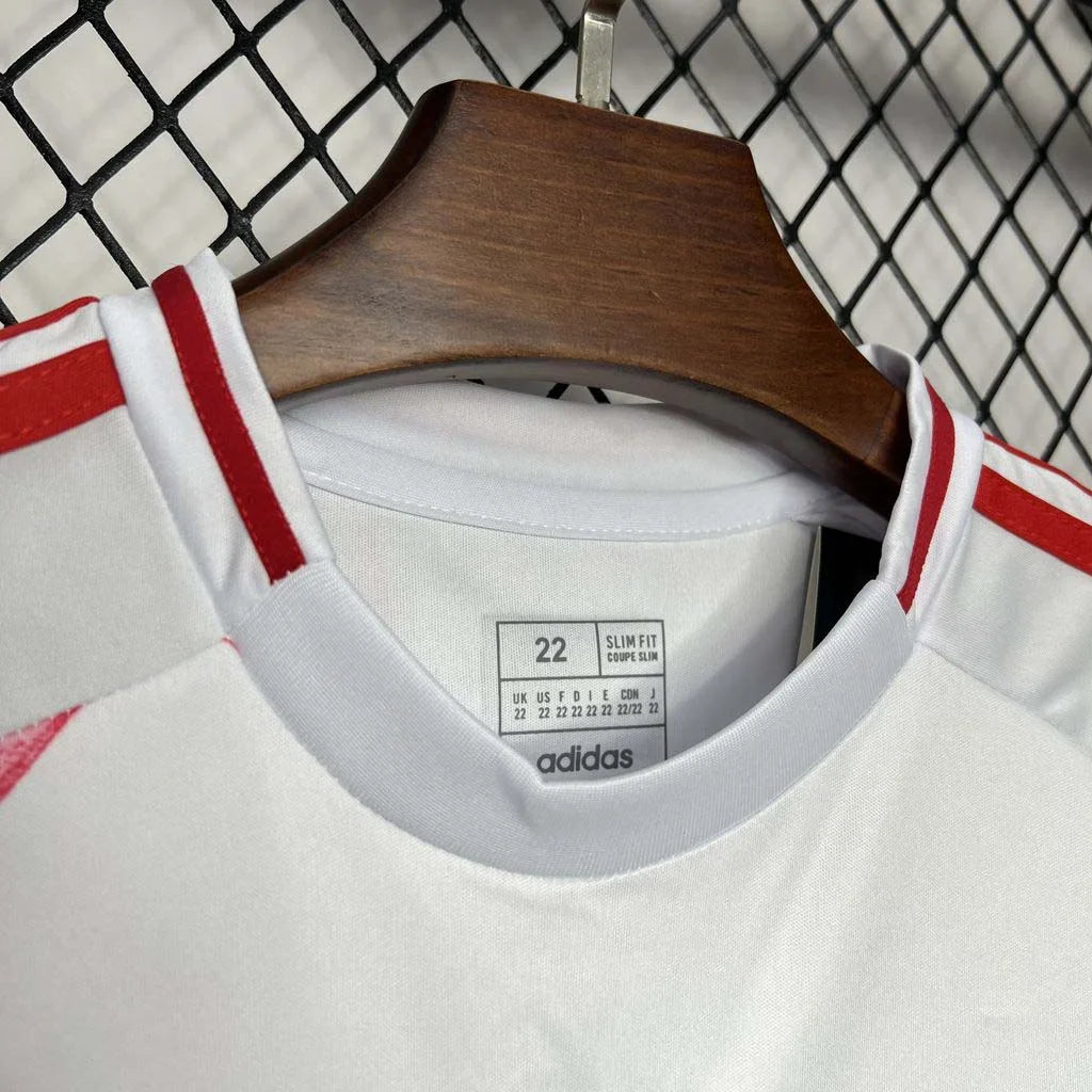 2024 Japan Visitante Kit Talla Niño