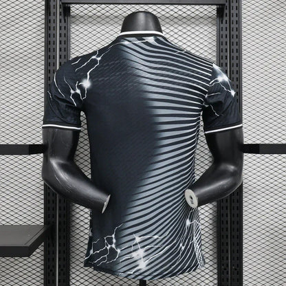 Real Madrid "Black Panther" Edición Especial