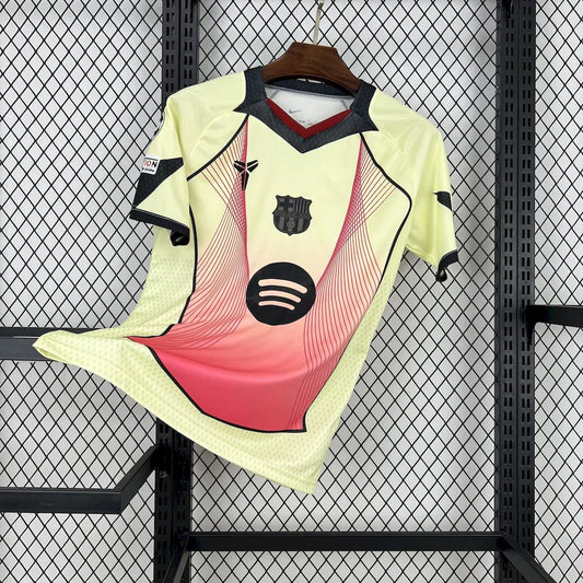 Barcelona "Sunstrike" Edición Especial (Patch Optional)