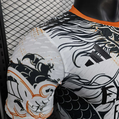 Real Madrid "Dragon Claw" Edición Especial