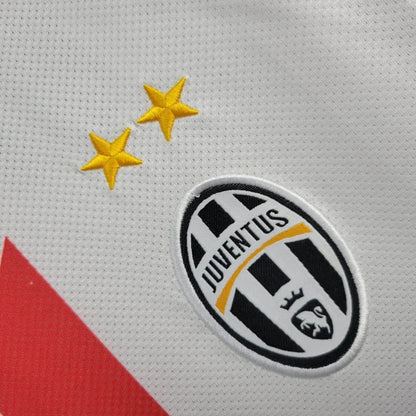 2010-2011 Retro Juventus Visitante
