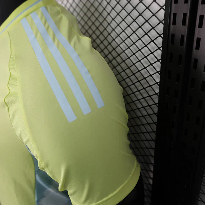 Spain 2024/2025 Visitante Kit