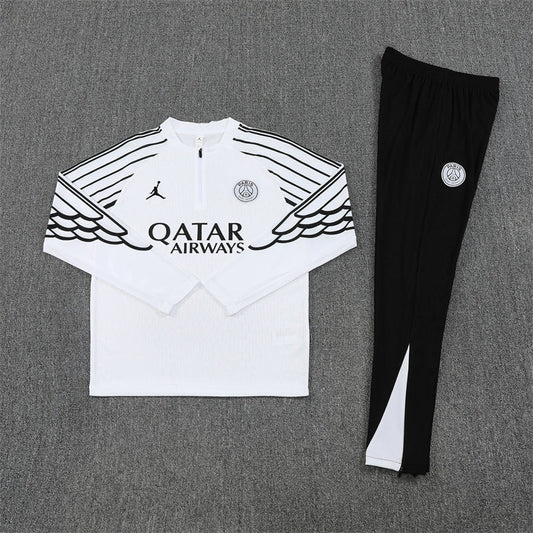 PSG Paris Saint Germain White and Black Chándal