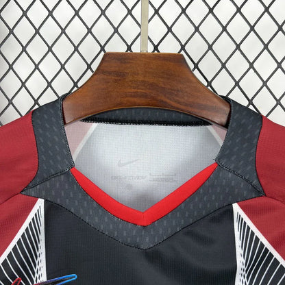 Barcelona "Crimson Core" Edición Especial (Patch Optional)