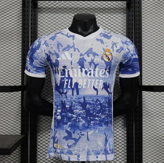 Real Madrid "Blue Skyline" Edición Especial