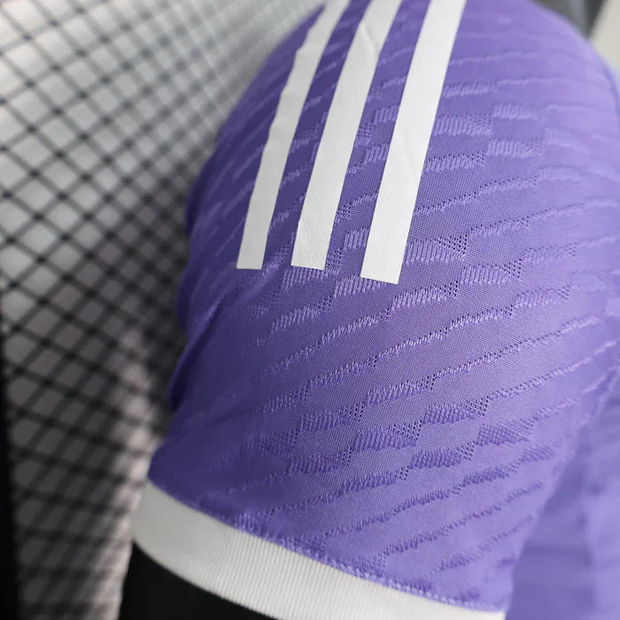 Real Madrid 2024/2025 Alternativa Kit