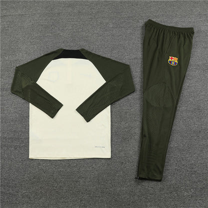 Barcelona Military Green and White Chándal