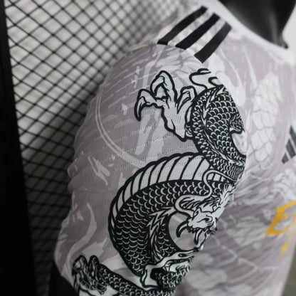 Real Madrid "Golden Serpent" Edición Especial